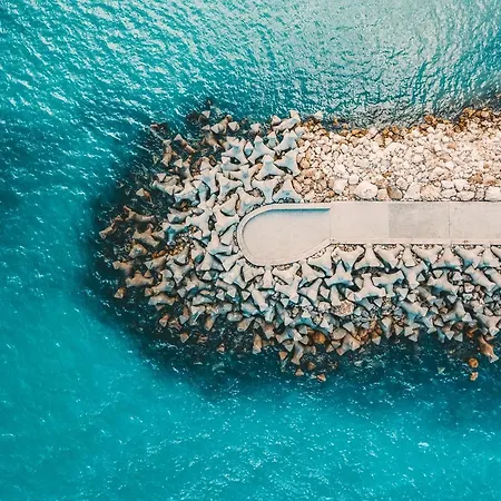 Unique Old Town 2min To And Harbour Private Entrance Vakantiehuis Constanţa