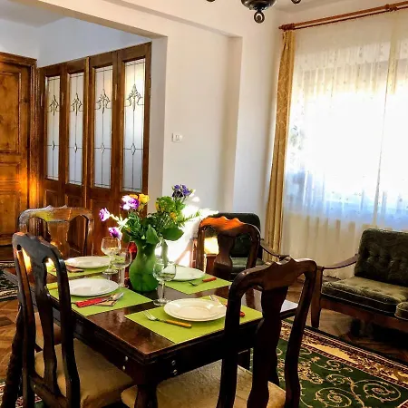 Vakantiehuis Unique Old Town 2min To And Harbour Private Entrance *