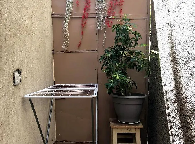 Unique Old Town 2min To And Harbour Private Entrance