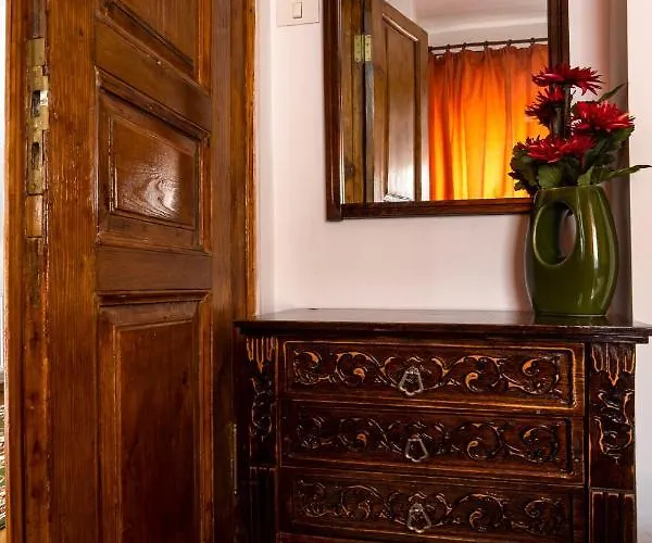 Unique Old Town 2min To And Harbour Private Entrance Дом отдыха